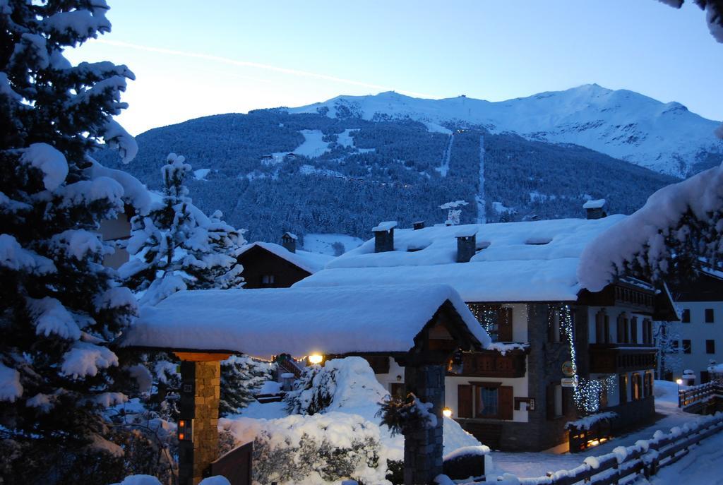 Chalet Gardenia บอร์มิโอ ภายนอก รูปภาพ